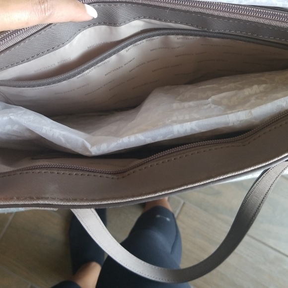 Michael Kors - Picture 3 of 8